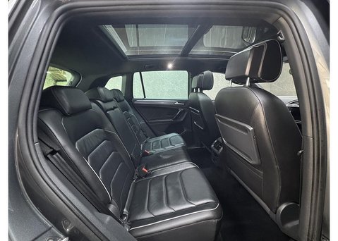 Volkswagen Tiguan 2.0 TDI R-Line SUV 5dr Diesel DSG 4Motion Euro 6 (s/s) (150 ps) 46