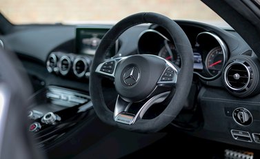 Mercedes-Benz Amg GT GT S 11