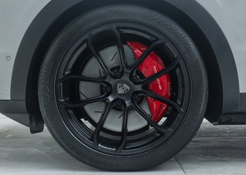 Porsche Cayenne TURBO E-HYBRID COUPE 