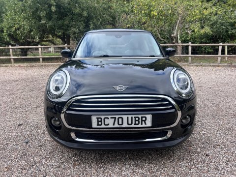 Mini Hatch 1.5 Cooper Exclusive Steptronic Euro 6 (s/s) 3dr 5