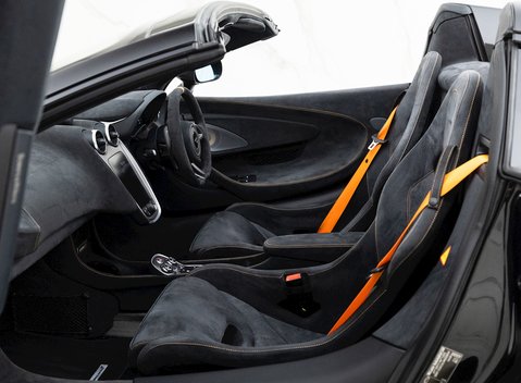 McLaren 600 Spider 14