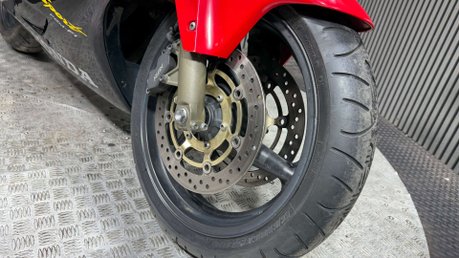 Honda CBR 2001 ONLY 15K RUNNING PROJECT BIKE 600CC SPORT 15