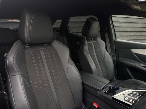 Peugeot 3008 1.2 3008 GT Premium PureTech S/S Auto 5dr 17
