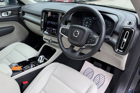 Volvo XC40 B4 INSCRIPTION MHEV 38