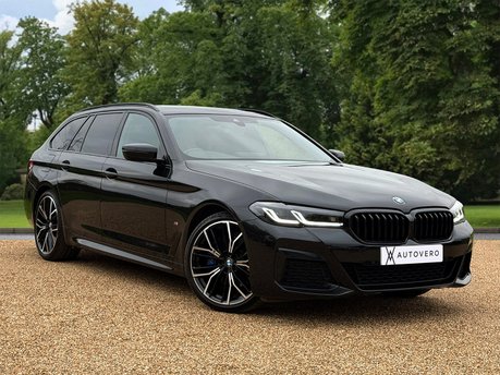 BMW 5 Series 520D M SPORT TOURING MHEV 3