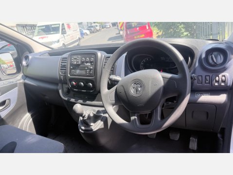 Vauxhall Vivaro 1.6 CDTi 2900 BiTurbo ecoTEC L2 H2 Euro 6 (s/s) 5dr 10