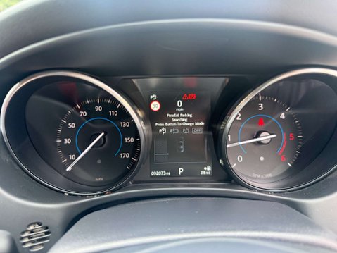 Jaguar XE 2.0 XE R-Sport D AWD Auto 4WD 4dr 28