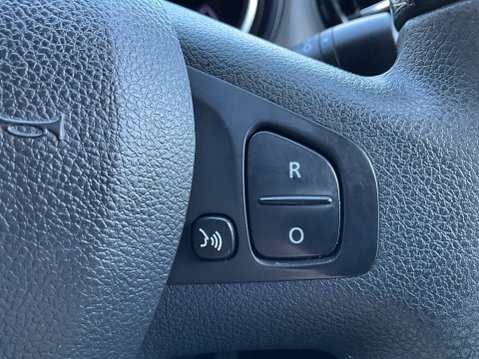 Renault Trafic ENERGY 27 Premier Edition SWB Standard Roof Euro 6 (s/s) 4dr 18