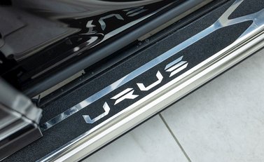 Lamborghini Urus S 26