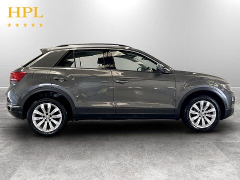 Volkswagen T-Roc 1.6 TDI SE SUV 5dr Diesel Manual Euro 6 (s/s) (115 ps) Air Con - Alloys - D 8