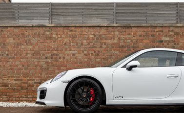 Porsche 911 Carrera GTS (991.2) 27