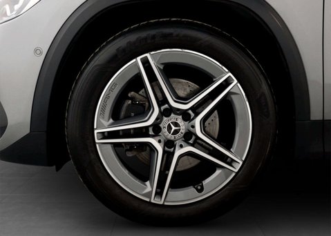 Mercedes-Benz GLA 1.3 GLA 180 AMG Line Premium Auto 5dr 17