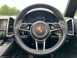Porsche Cayenne 3.0 TD V6 SUV 5dr Diesel TiptronicS 4WD Euro 6 (s/s) (262 ps) 62
