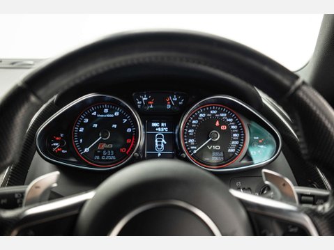 Audi R8 5.2 R8 Quattro V10 Semi-Auto 4WD 2dr 42