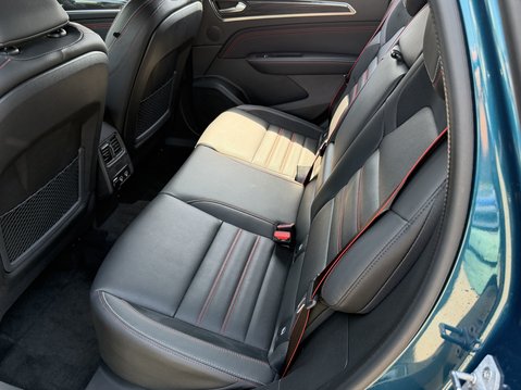 Renault Arkana 1.6 E-TECH Hybrid 145 R.S. Line 5dr Auto 38