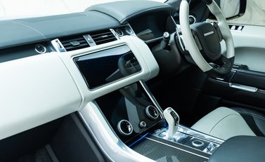 Land Rover Range Rover Sport SVR Overfinch 15