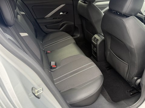 Vauxhall Astra 1.2 Turbo 130 GS 5dr 35