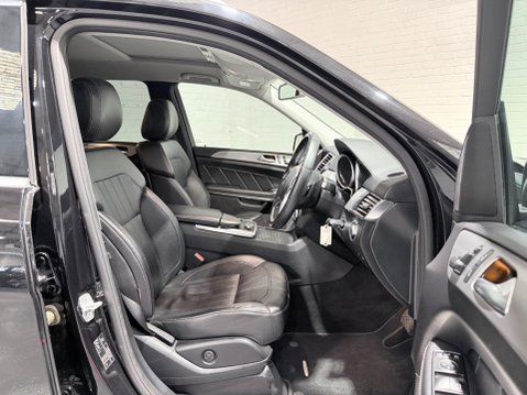 Mercedes-Benz GL Class 3.0 GL350 V6 BlueTEC AMG Sport G-Tronic+ 4WD Euro 6 (s/s) 5dr 9