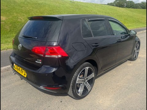 Volkswagen Golf 1.6 Golf SE BlueMotion Technology TDI 5dr 4