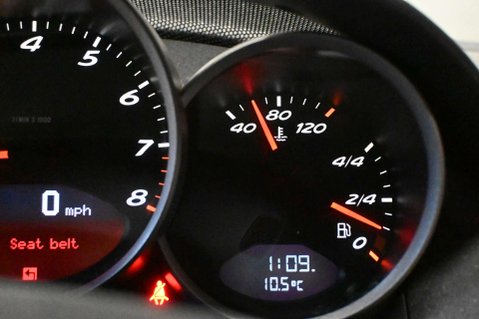 Porsche Cayman 2.7 Cayman 3dr 30