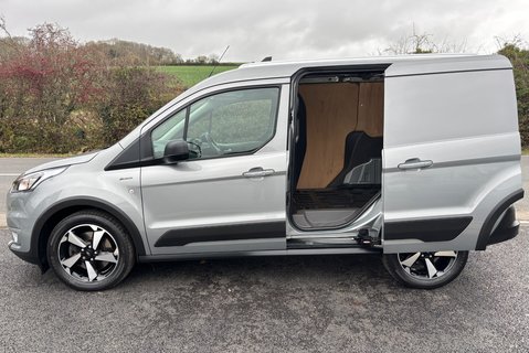 Ford Transit Connect 250 Active L1 100 ps Panel Van - Sat Nav / Climate Control 8