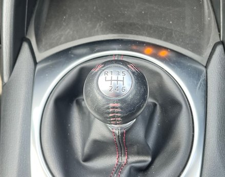 Mazda MX-5 SPORT NAV 41