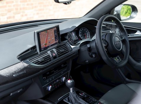 Audi RS6 Avant Performance 16