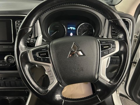 Mitsubishi Outlander 2.0h 12kWh Juro CVT 4WD Euro 6 (s/s) 5dr 16