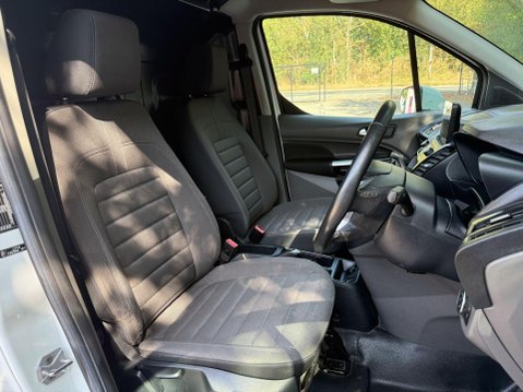 Ford Transit Connect 250 LIMITED L2H1 P/V ECOBLUE 17