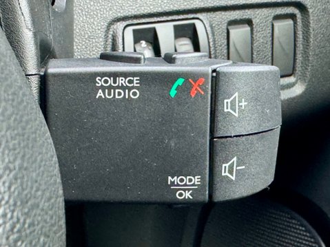 Renault Clio DYNAMIQUE NAV 28