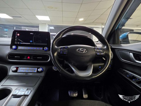 Hyundai KONA 64kWh Premium Auto 5dr (10.5kW Charger) 57