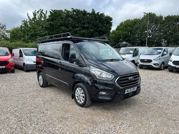 Ford Transit Custom SWB L1H1 Low Roof Limited 300 Air Con Alloys Sensors EURO 6 NO VAT 4