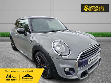 Mini Hatch 1.5 Cooper Auto 3dr