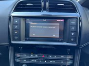 Jaguar F-Pace 2.0 D180 R-Sport Auto AWD Euro 6 (s/s) 5dr 76