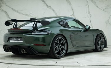 Porsche Cayman GT4 RS (718) 6