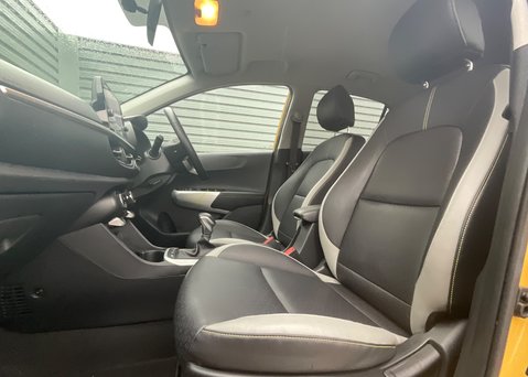 Kia Picanto 1.0 X-Line S 12