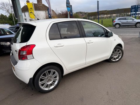 Toyota Yaris 1.33 Dual VVT-i SR Euro 5 (s/s) 5dr 11