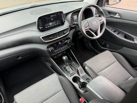 Hyundai TUCSON T-GDI SE NAV AUTO 14