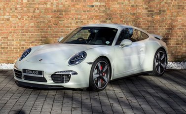 Porsche 911 50th Anniversary Edition 3