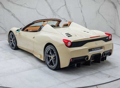 Ferrari 458 Speciale Aperta 15