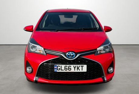 Toyota Yaris 1.5 Hybrid Design 5dr CVT [Nav]