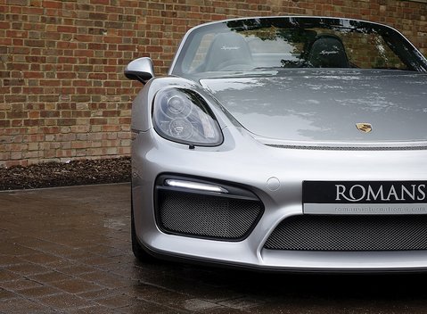 Porsche Boxster Spyder 6