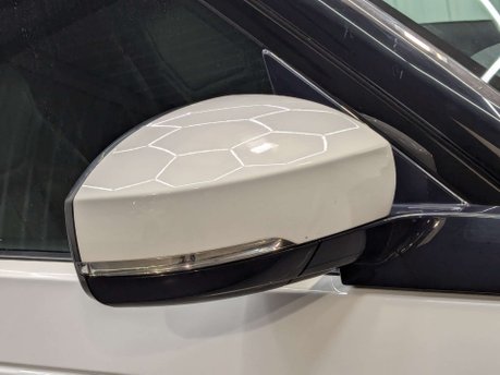 Land Rover Discovery 3.0 Discovery S TD6 Auto 4WD 26