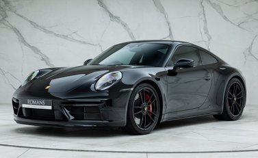 Porsche 911 Carrera GTS (992) 1