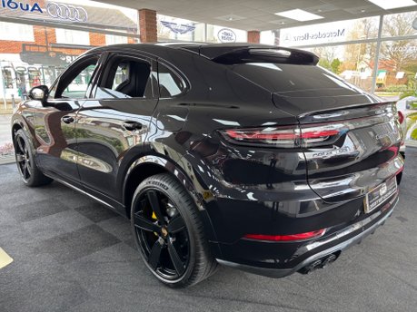 Porsche Cayenne 4.0 V8 E-Hybrid 17.9kWh Turbo S Coupe 5dr Petrol Plug-in Hybrid (680ps) 8