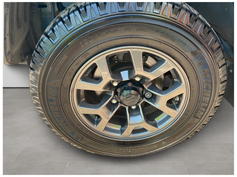 Suzuki Jimny 1.5 SZ5 ALLGRIP 3dr 33