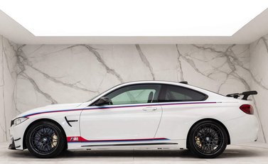 BMW M4 DTM Champion Edition 3