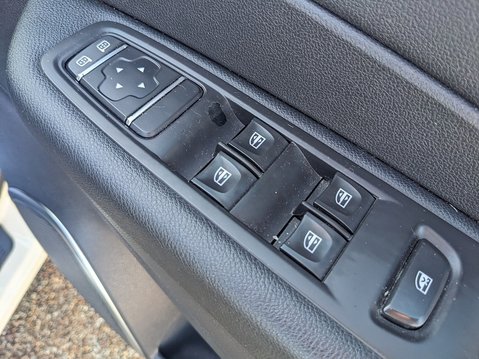 Renault Captur DYNAMIQUE NAV DCI 24