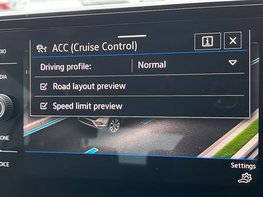 Volkswagen T-Roc 1.5 T-Roc Match TSI S-A 5dr 40