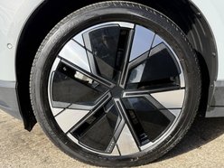 Volvo Ex30 Single Motor Extended Range 69kWh Ultra SUV 5dr Electric Auto (272 ps) 17